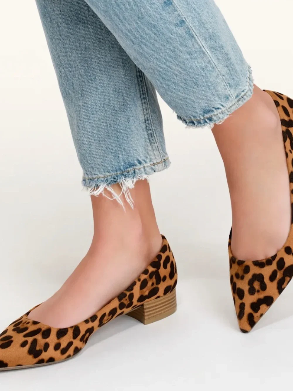 Lulus Alessia Leopard Suede Low Pointed-Toe Heels Size 8.5